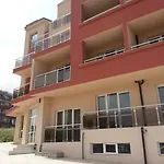 Hotel Ray